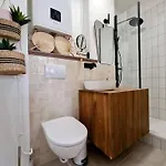 Calme Et Ensoleille Entierement Renove Appartement *