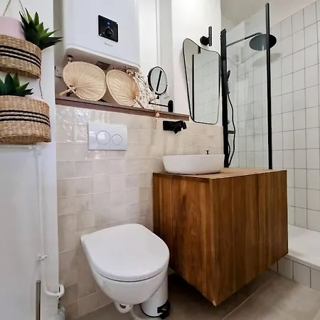 Calme Et Ensoleille Entierement Renove Apartman *